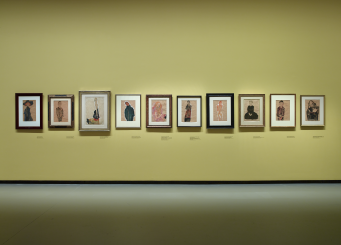 Vue d’installation de l'exposition Egon Schiele, galerie 1 (niveau -1), Fondation Louis Vuitton, Paris.